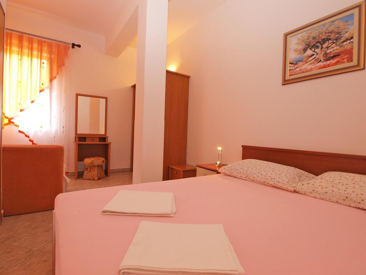 Apartments Slavka 1155 Pula Dış mekan fotoğraf