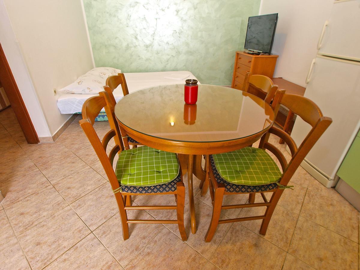Apartments Slavka 1155 Pula Dış mekan fotoğraf