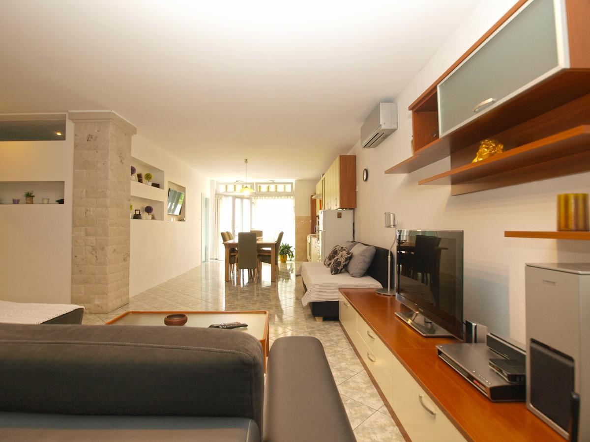 Apartments Slavka 1155 Pula Dış mekan fotoğraf
