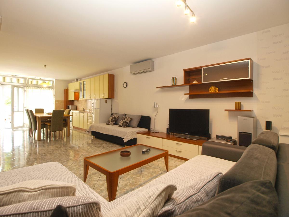 Apartments Slavka 1155 Pula Dış mekan fotoğraf