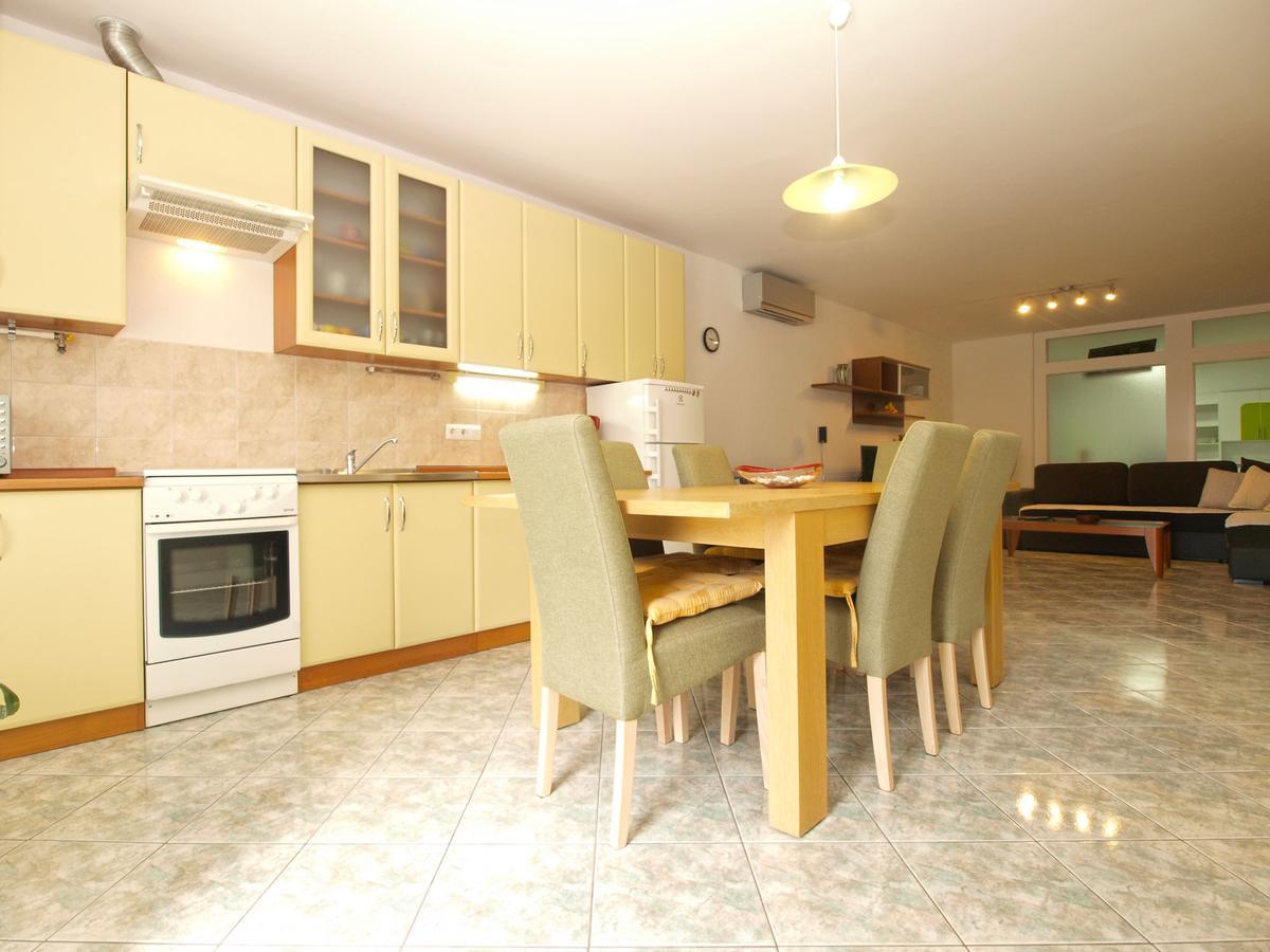 Apartments Slavka 1155 Pula Dış mekan fotoğraf